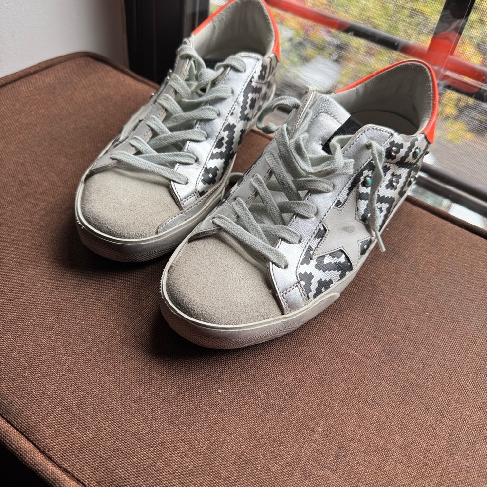 Golden Goose Sneakers - Picture 13 of 14